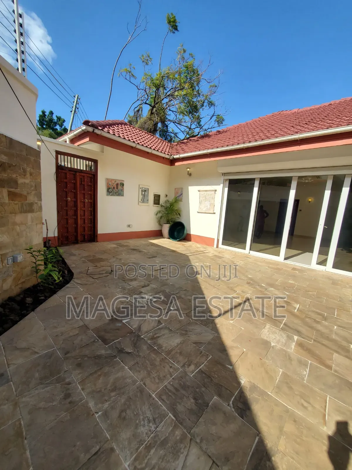 3bdrm Apartment in Masaki for rent