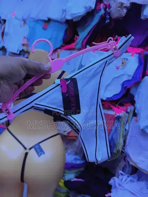 Bikini/ Chupi