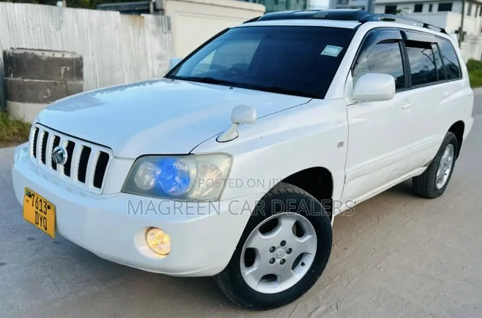 Toyota Kluger 2006 White
