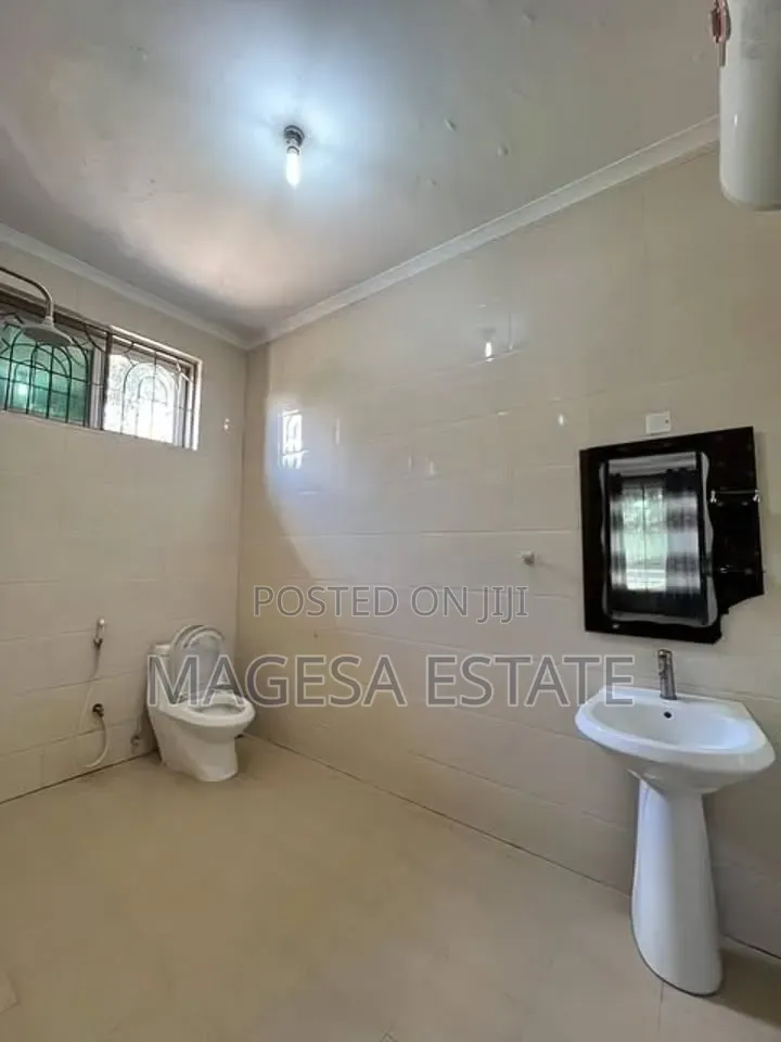3bdrm Apartment in Mikocheni for rent