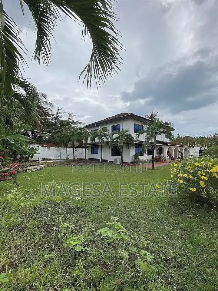 5bdrm House in Mikocheni for rent