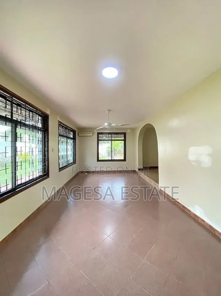 5bdrm House in Mikocheni for rent