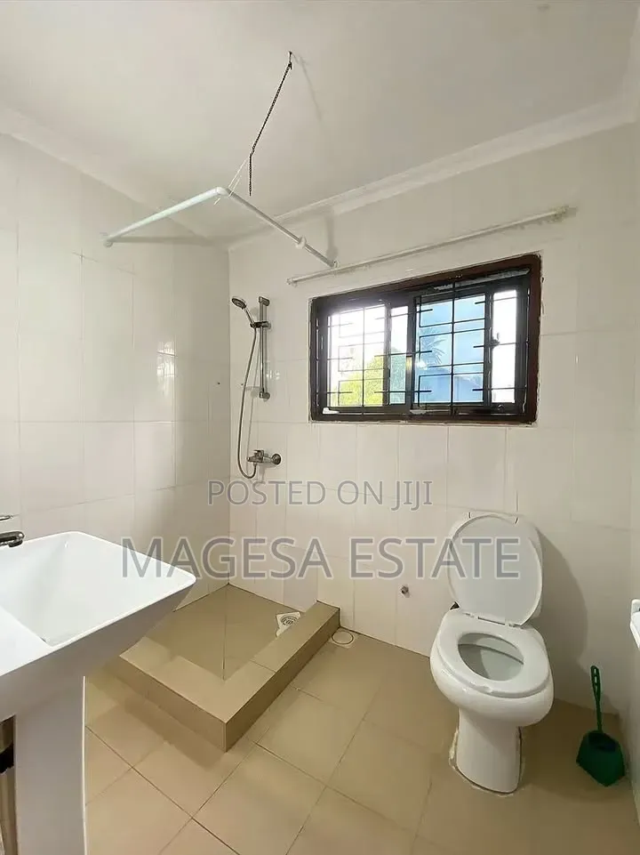 5bdrm House in Mikocheni for rent