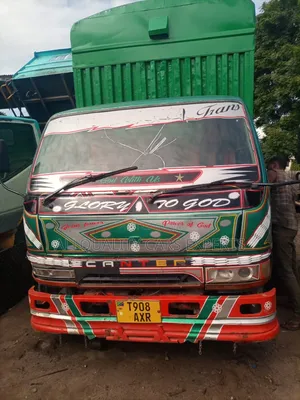 Canter Cargo Boxbody 4d35 Tone 3 1⁄2