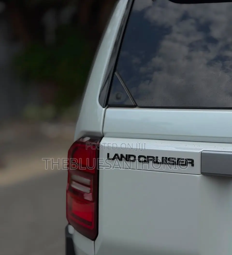 New Toyota Land Cruiser Prado 2025 White