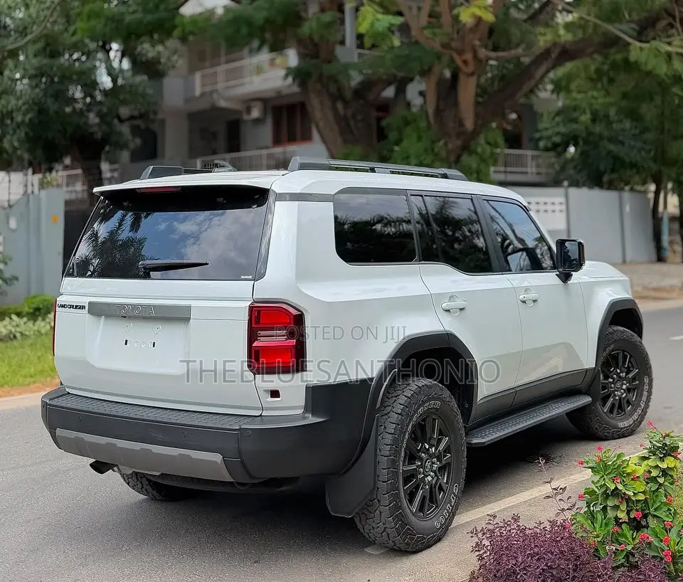 New Toyota Land Cruiser Prado 2025 White