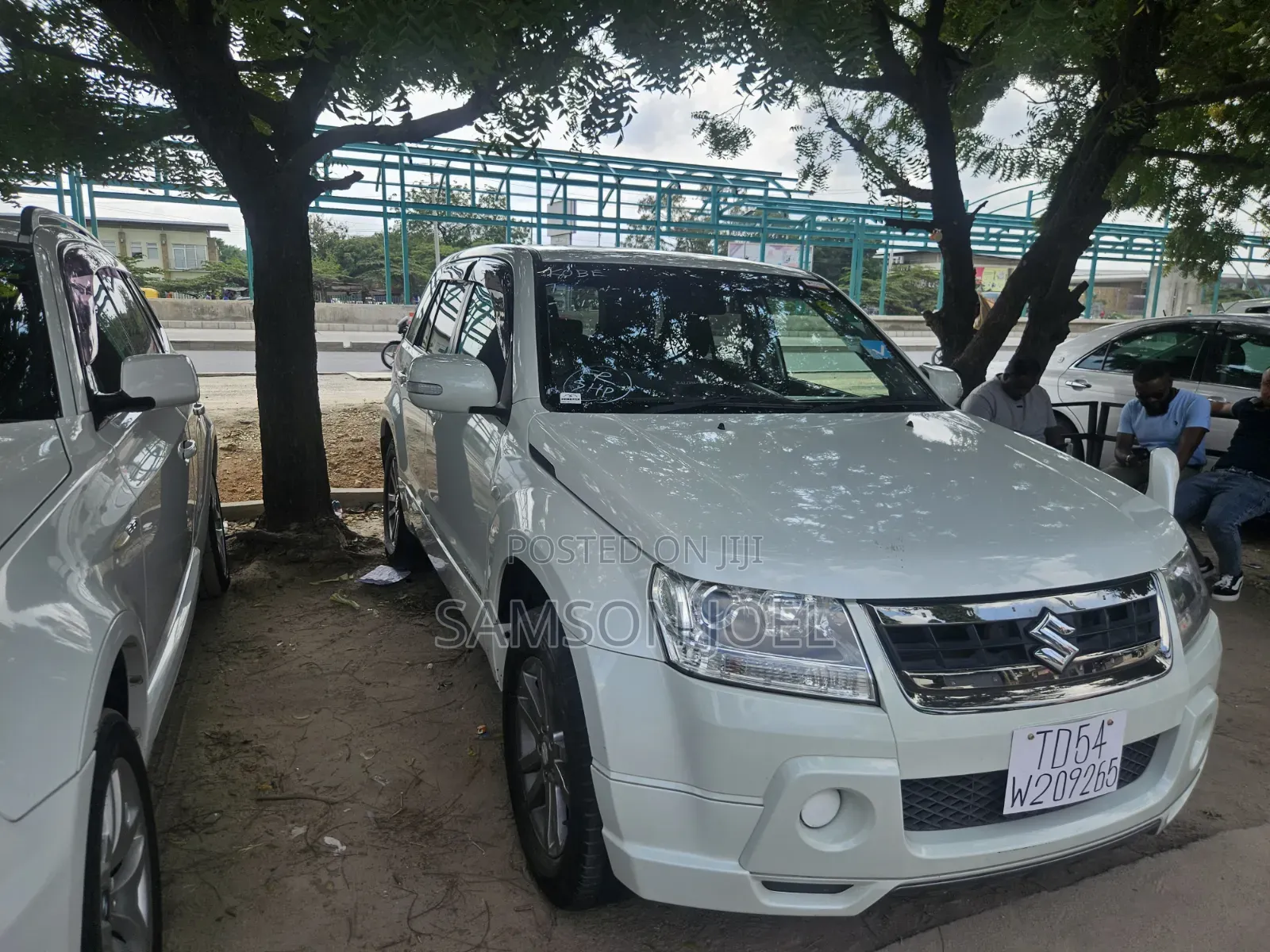 Suzuki Escudo 2008 White