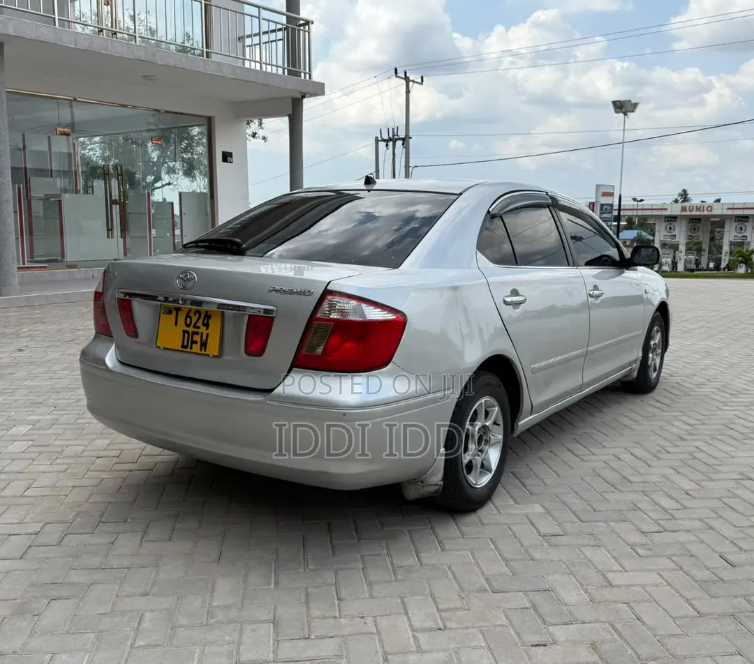 Toyota Premio 2003 Silver