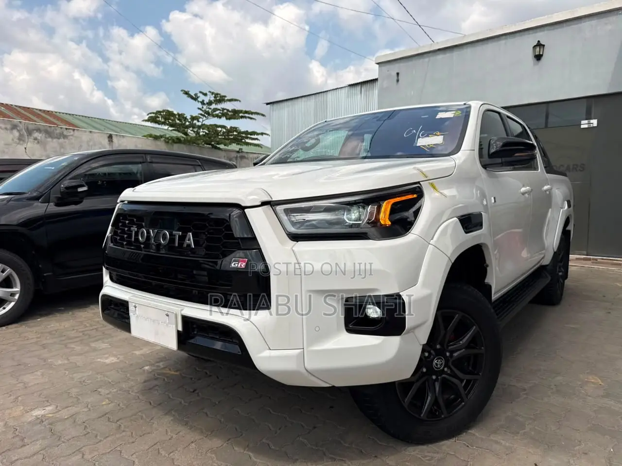 Toyota Hilux Revo Double Cab Deisel 2.4 AWD 2022 White