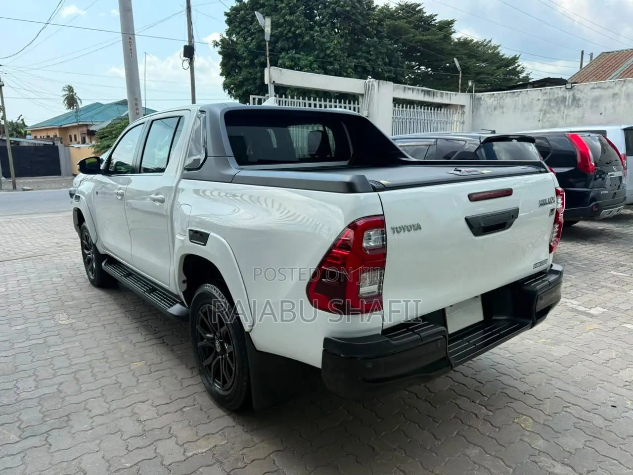 Toyota Hilux Revo Double Cab Deisel 2.4 AWD 2022 White