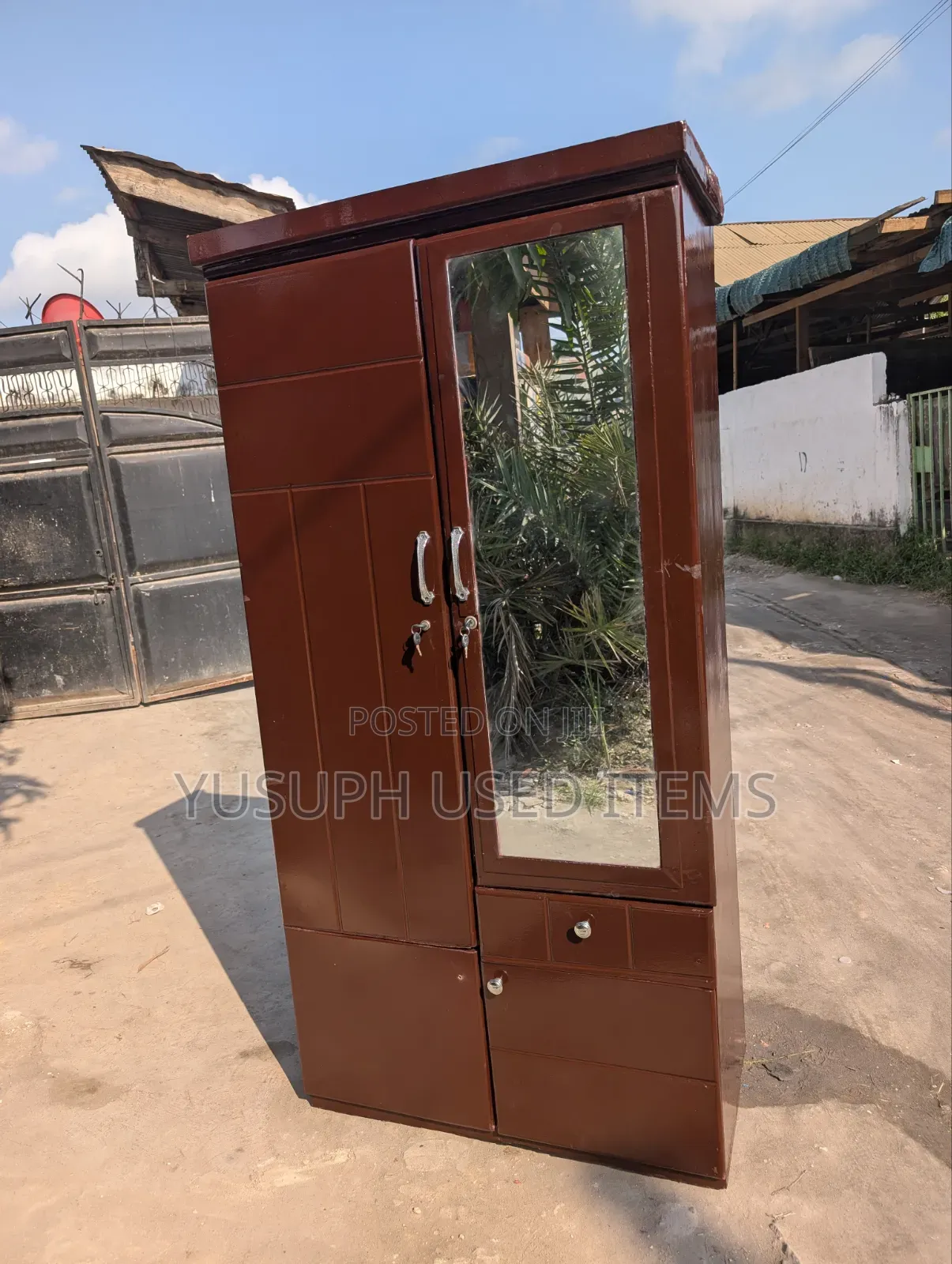 Wardrobe Two Doors