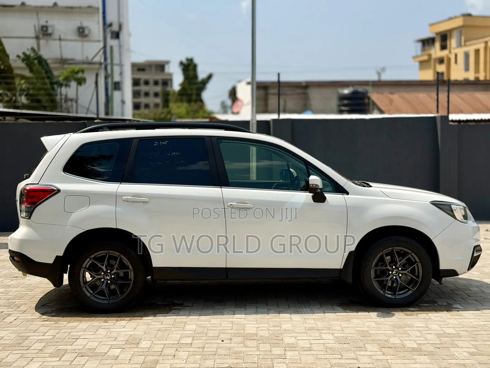 Subaru Forester 2017 White