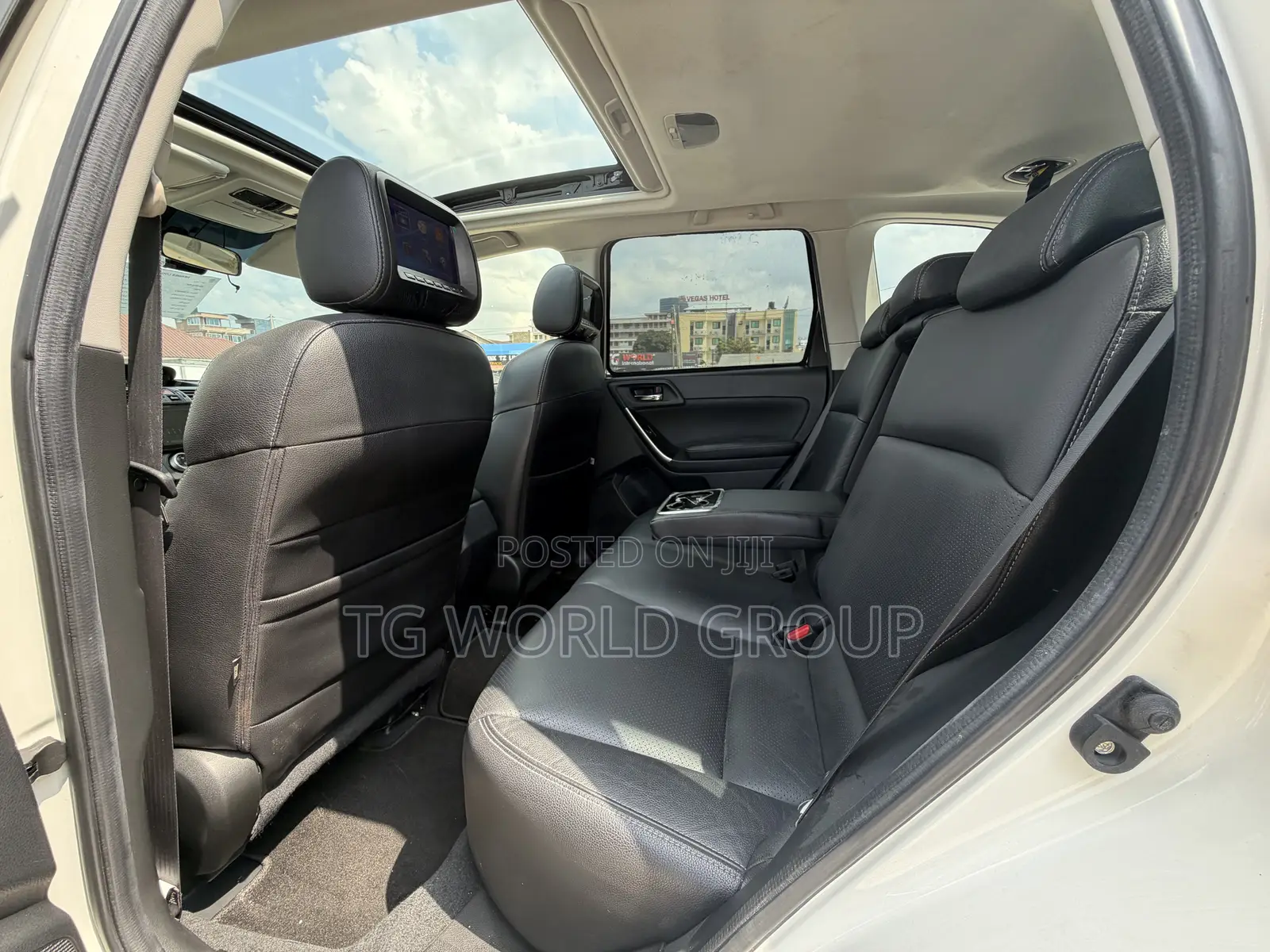 Subaru Forester 2017 White