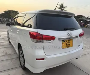 Toyota Wish 2011 Pearl