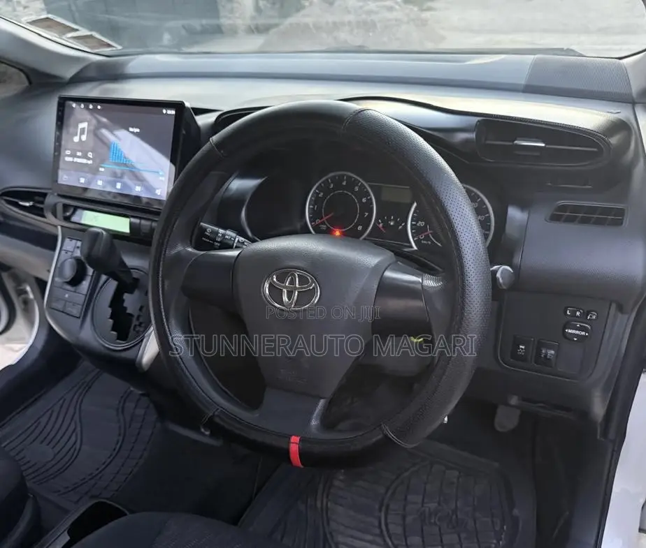 Toyota Wish 2011 Pearl