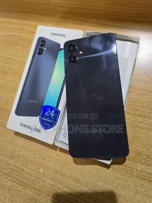 New Samsung Galaxy A06 64 GB Black