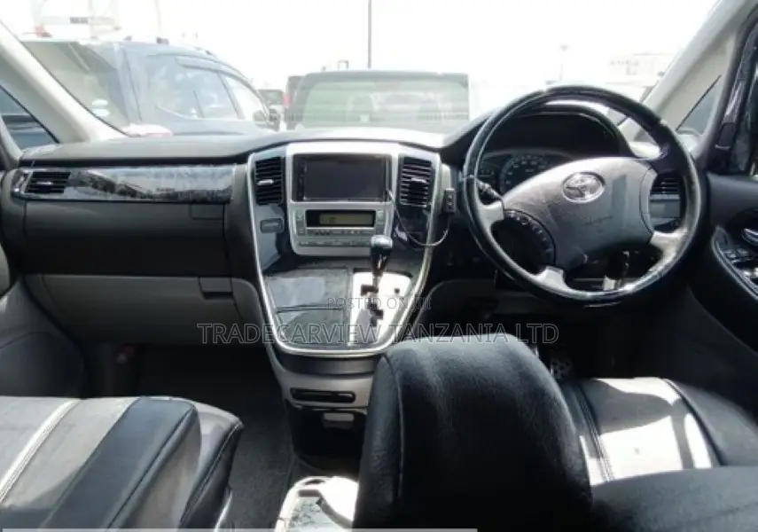 Toyota Alphard 2002 Silver