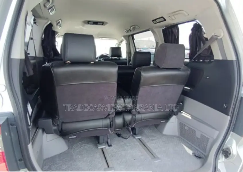 Toyota Alphard 2002 Silver