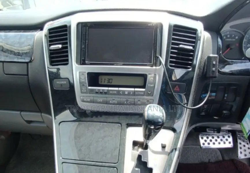 Toyota Alphard 2002 Silver