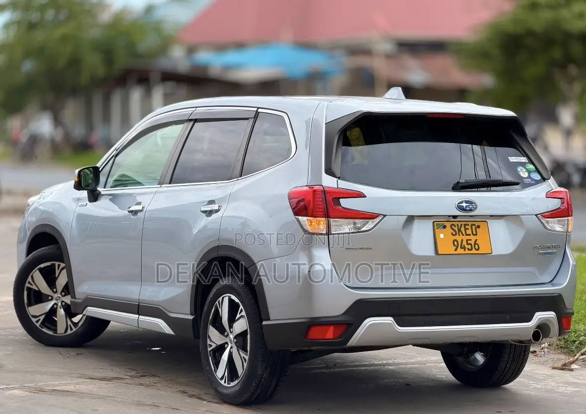 Subaru Forester 2.0XT Premium AWD 2018 Silver