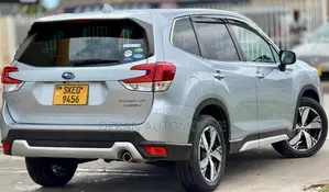 Subaru Forester 2.0XT Premium AWD 2018 Silver