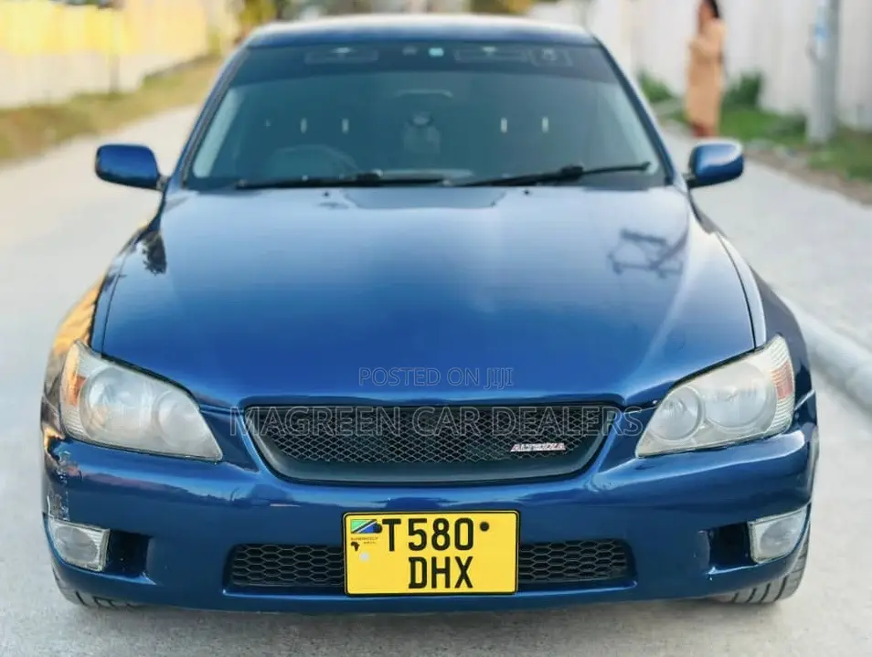 Toyota Altezza 2004 Blue