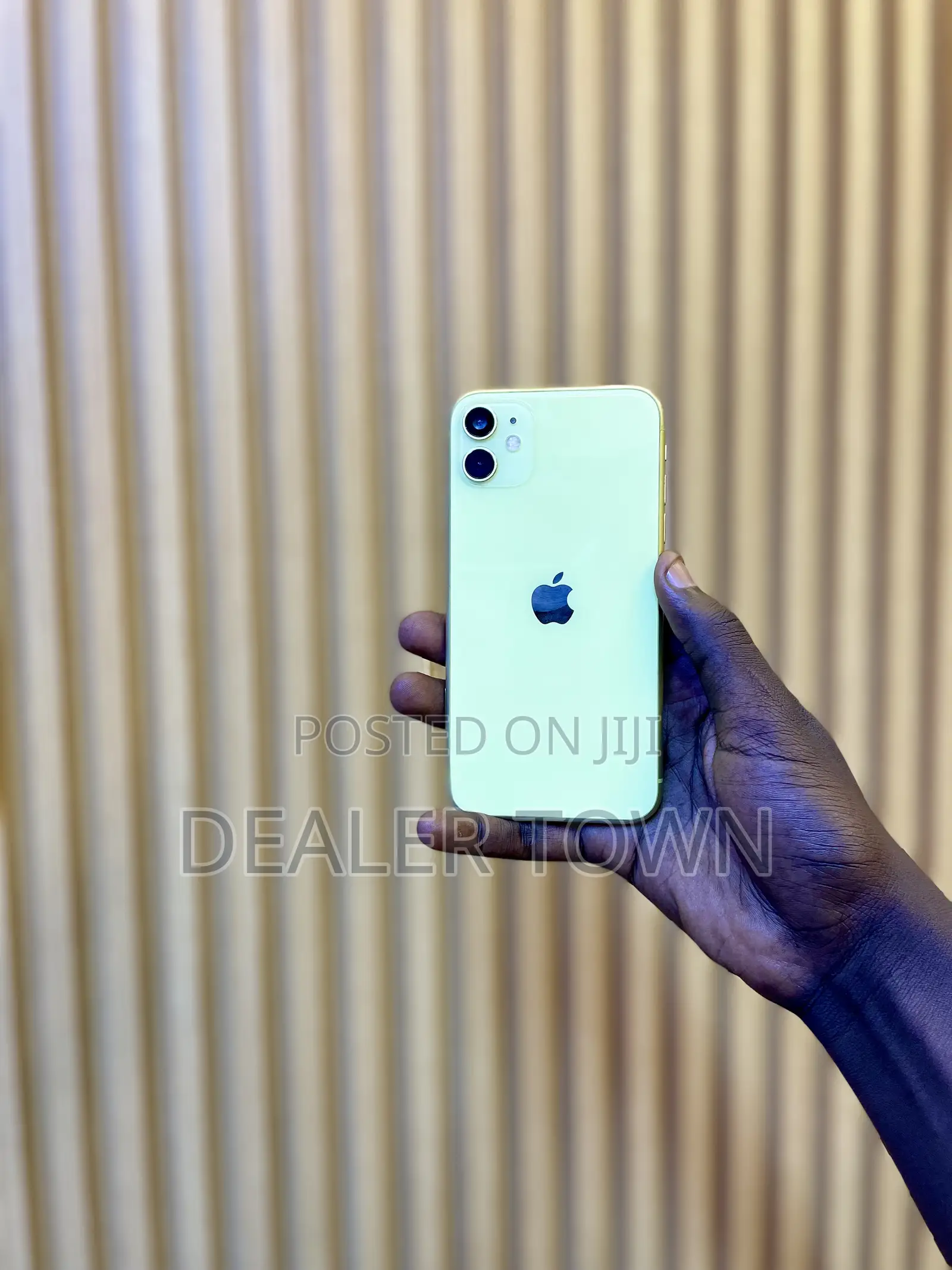 Apple iPhone 11 64 GB Yellow
