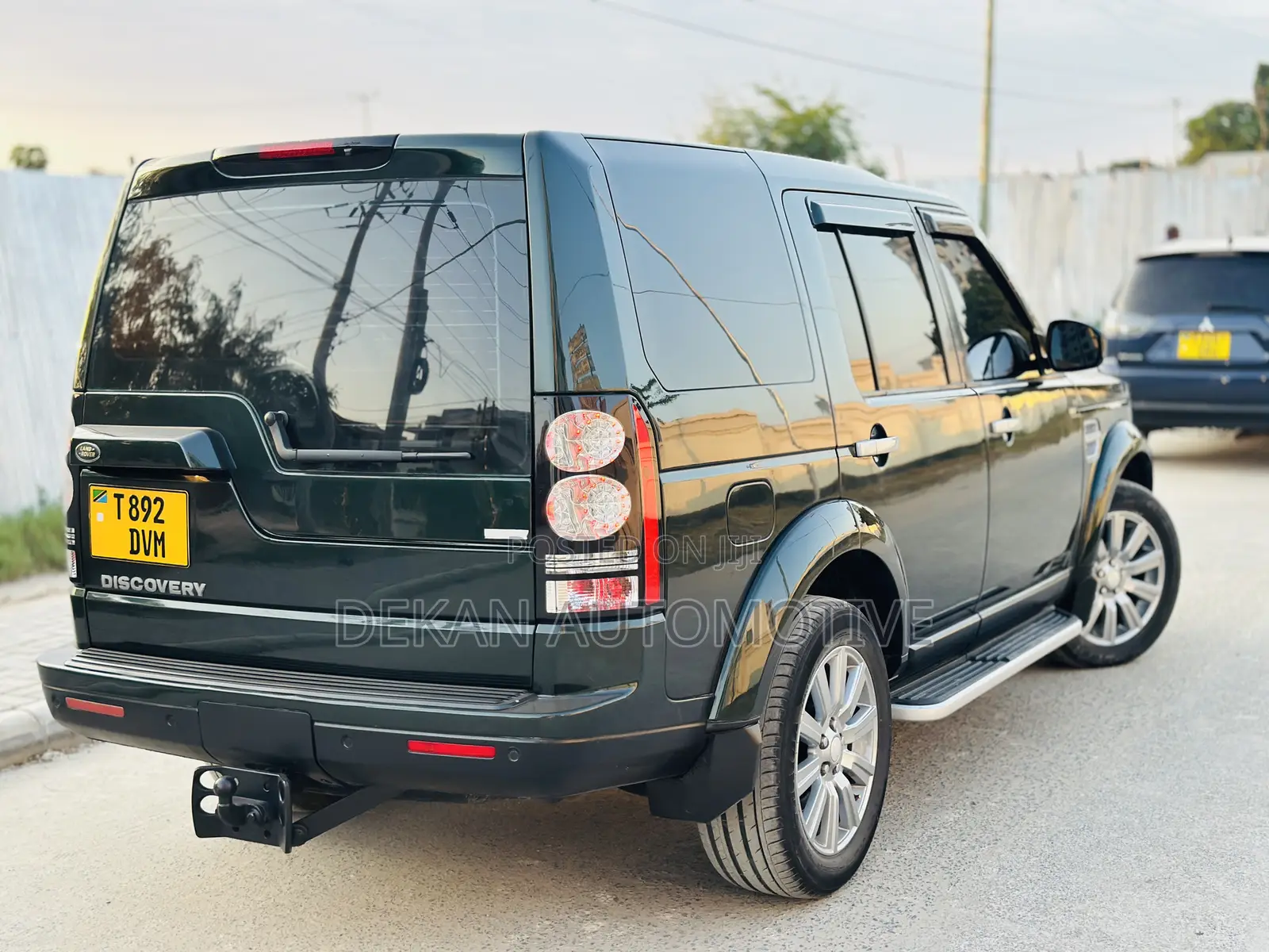 Land Rover Discovery 2013 Green