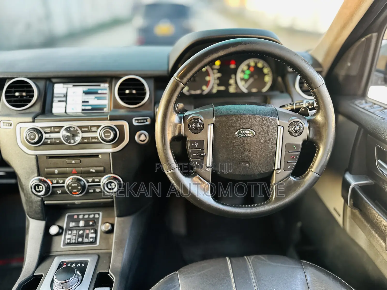 Land Rover Discovery 2013 Green