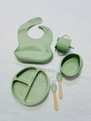 8 Pieces Kids Silicone Tableware Set