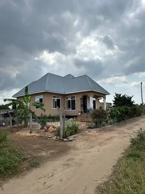 4bdrm House in Mbweni Kiembeni for sale