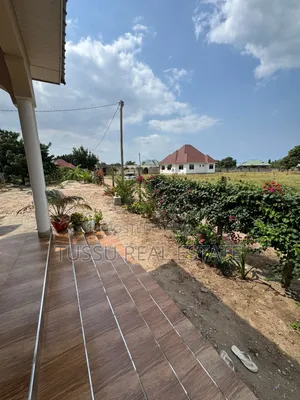 4bdrm House in Mbweni Kiembeni for sale