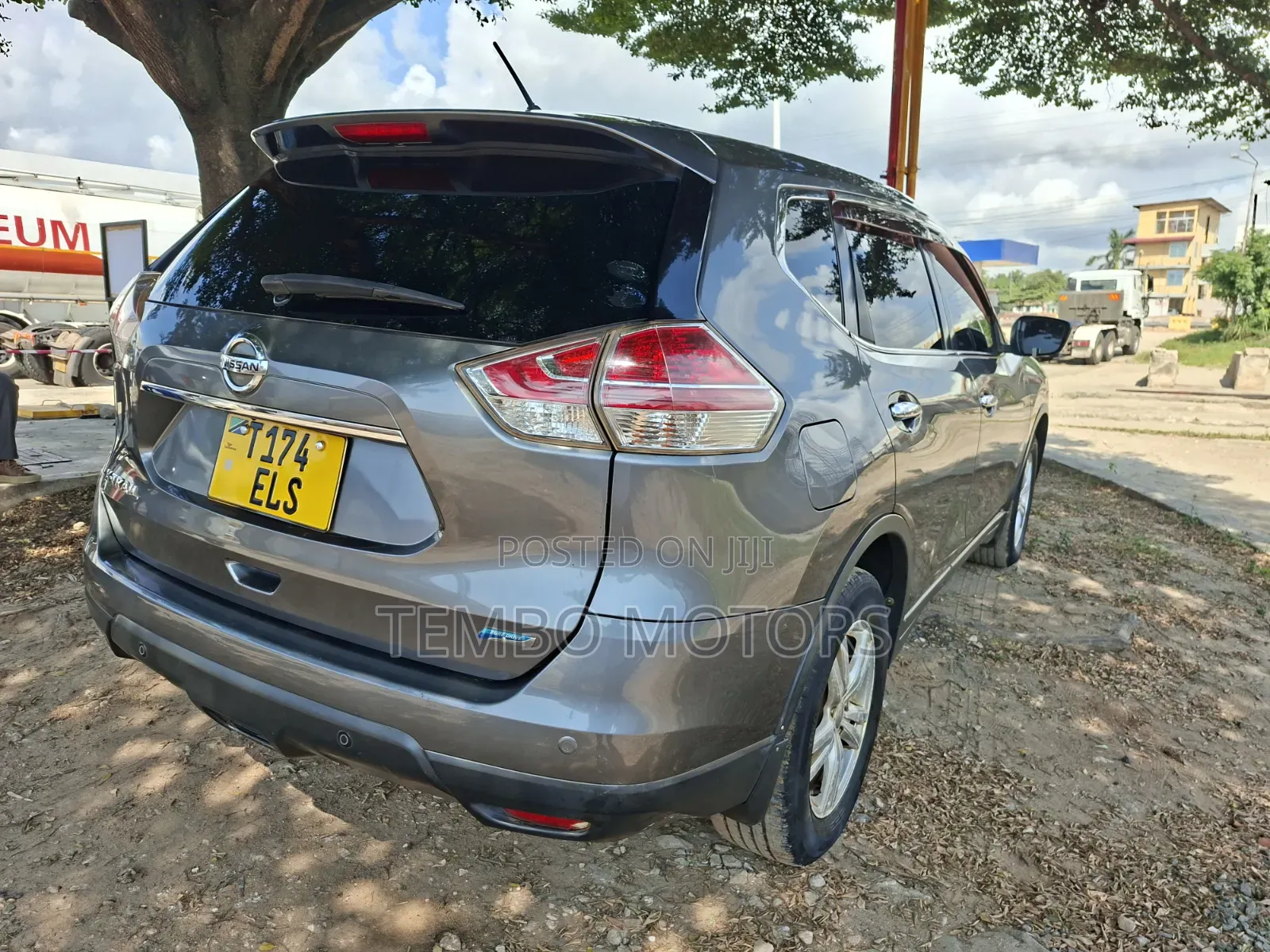 Nissan X-Trail 2014 Gray