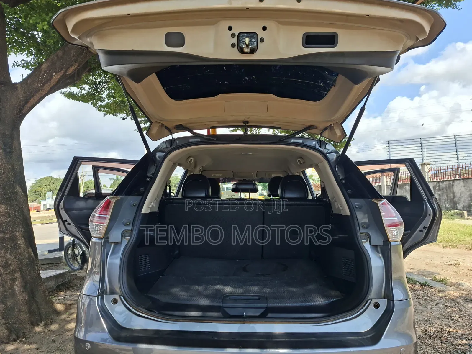 Nissan X-Trail 2014 Gray