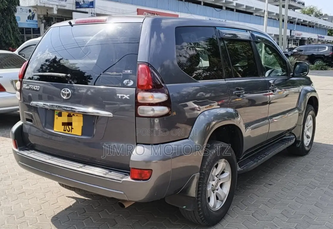 Toyota Land Cruiser Prado 2007 Gray