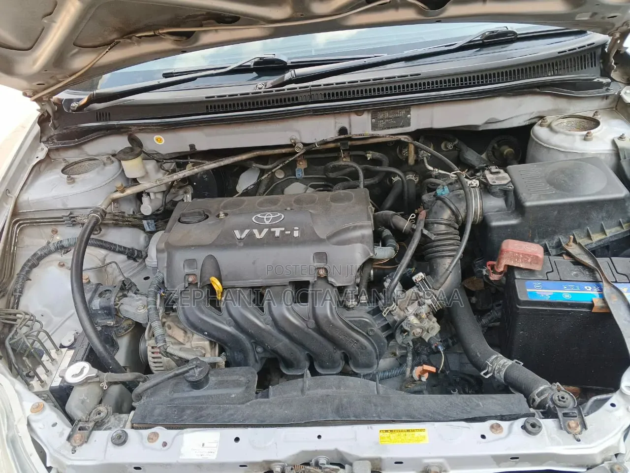 Toyota Corolla 2004 Silver