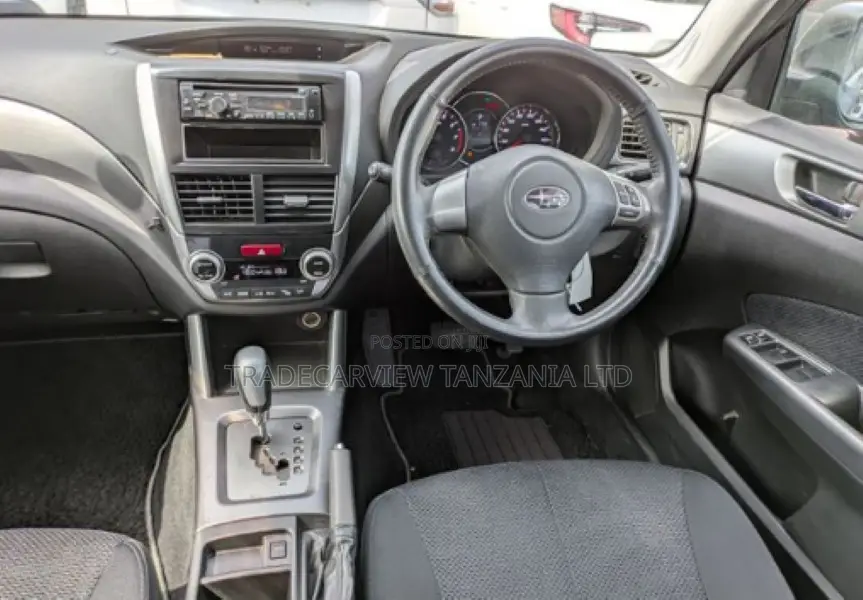 Subaru Forester 2012 Gray