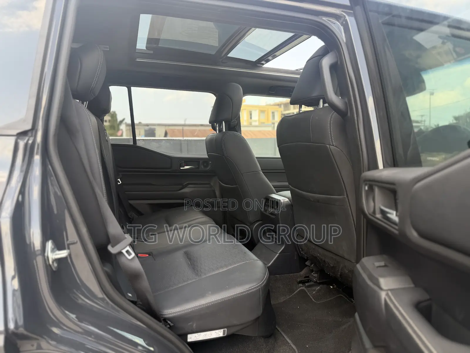 Toyota Land Cruiser Prado 2.8 2024 Gray