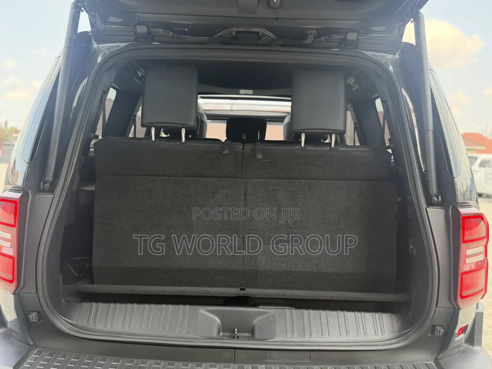 Toyota Land Cruiser Prado 2.8 2024 Gray