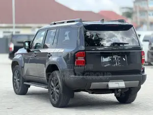 Toyota Land Cruiser Prado 2.8 2024 Gray