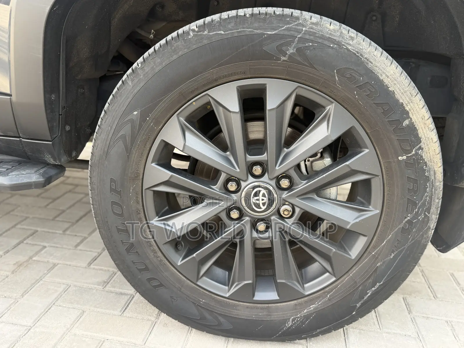 Toyota Land Cruiser Prado 2.8 2024 Gray