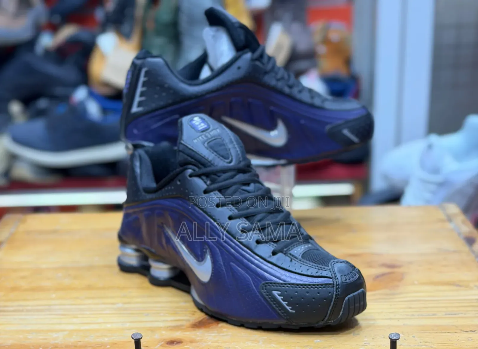 MensMen's Sneakers Nike Shox New Colors