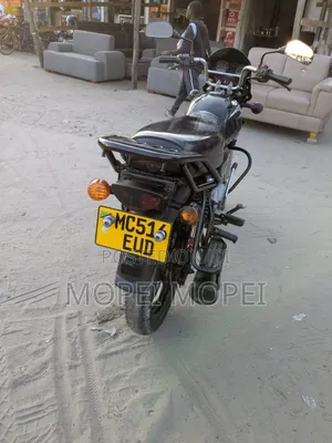 Bajaj Boxer 125 2025 Black