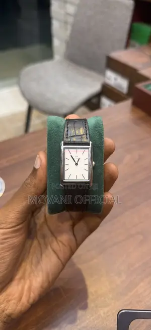 DW Bound Watch