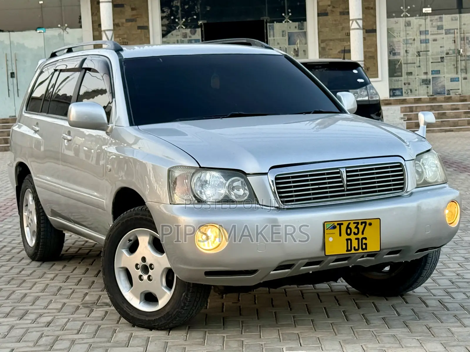 Toyota Kluger 2004 Silver