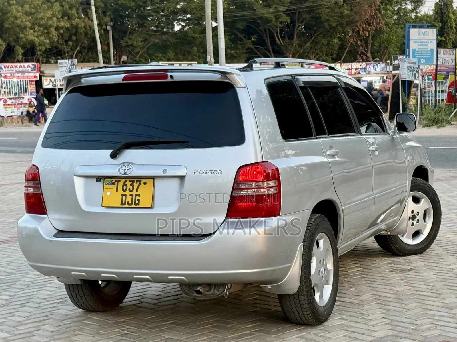 Toyota Kluger 2004 Silver