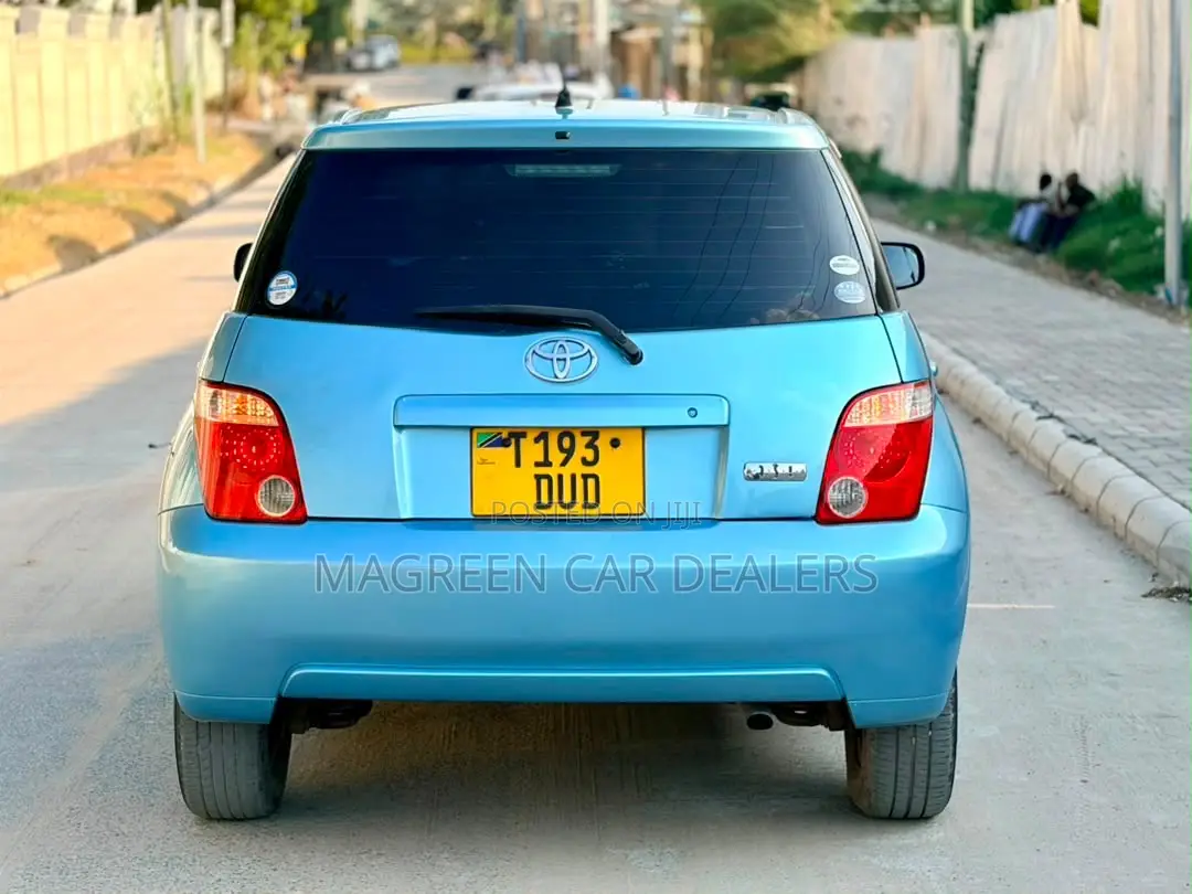 Toyota IST 2007 Blue