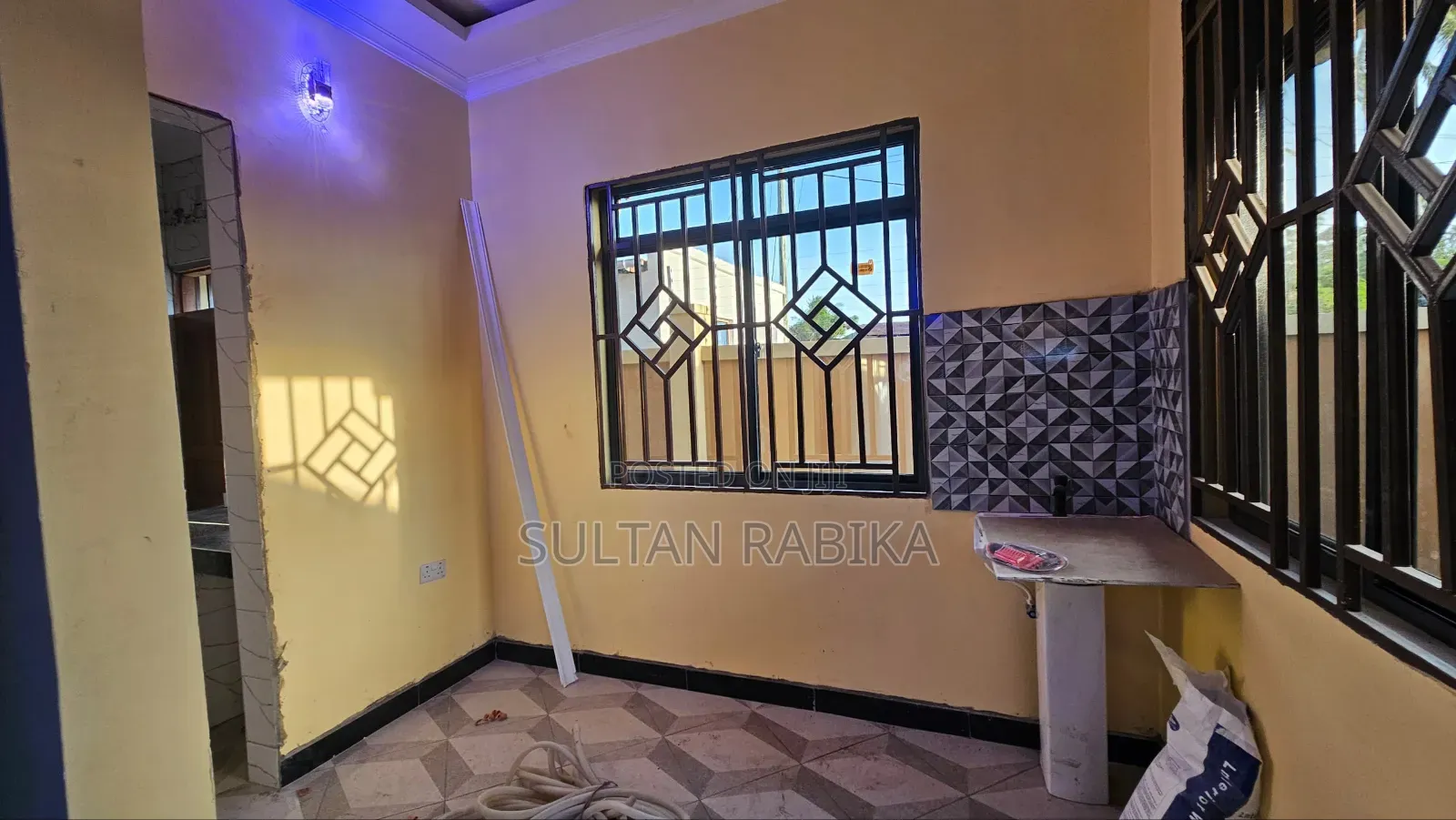 Furnished 3bdrm House in Chamaz, Chamazi for sale