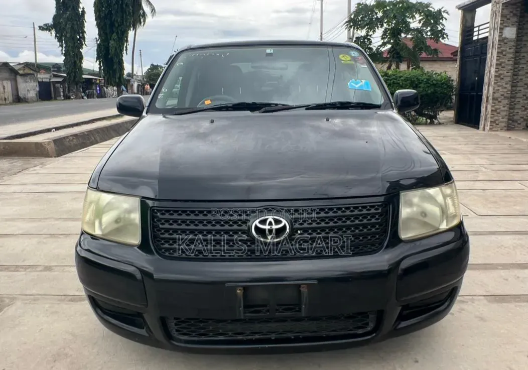Toyota Probox 2004 Black
