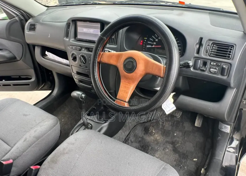 Toyota Probox 2004 Black